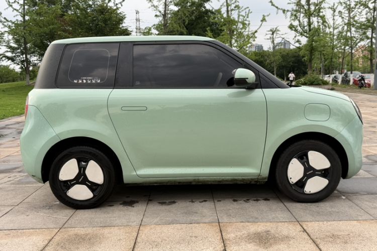 Used CHANGAN NEVO Lumin 2023 301km Honey Dew Edition Exterior 2