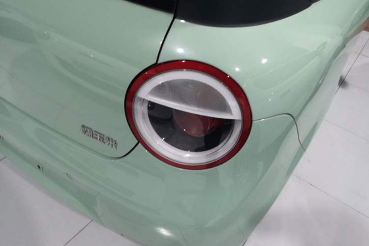 Used CHANGAN NEVO Lumin 2023 301km Honey Dew Edition Exterior 3