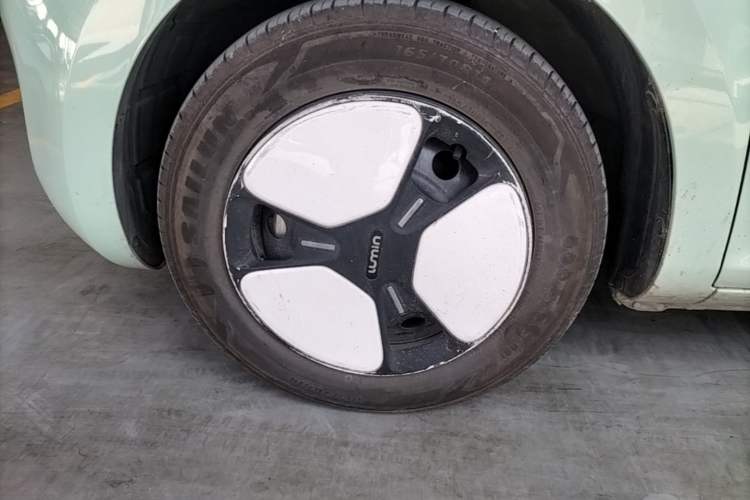 Used CHANGAN NEVO Lumin 2023 205km Xiangqin Version Exterior 4
