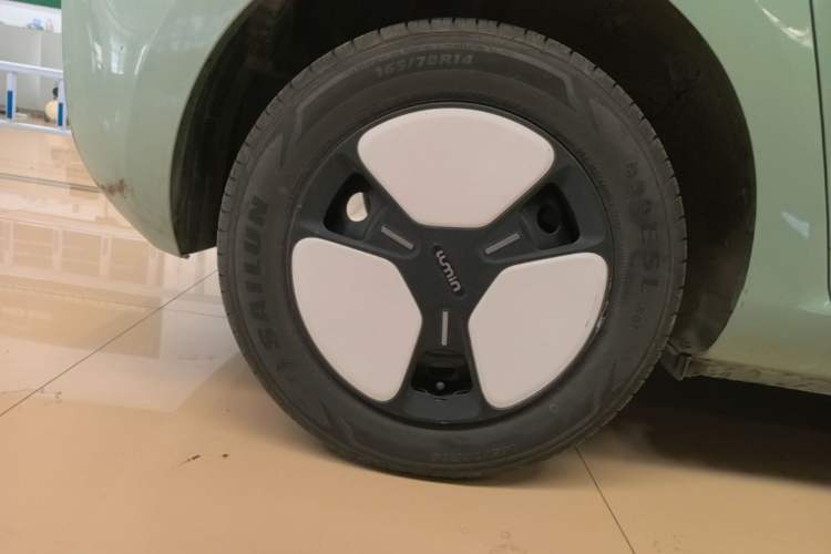 Used CHANGAN NEVO Lumin 2023 205km Xiangqin Version Exterior 5