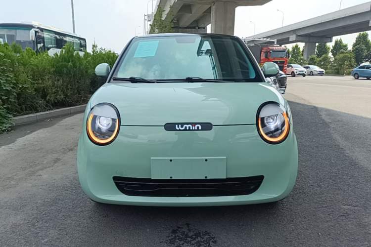 Used CHANGAN NEVO Lumin 2023 301km Honey Dew Edition Front