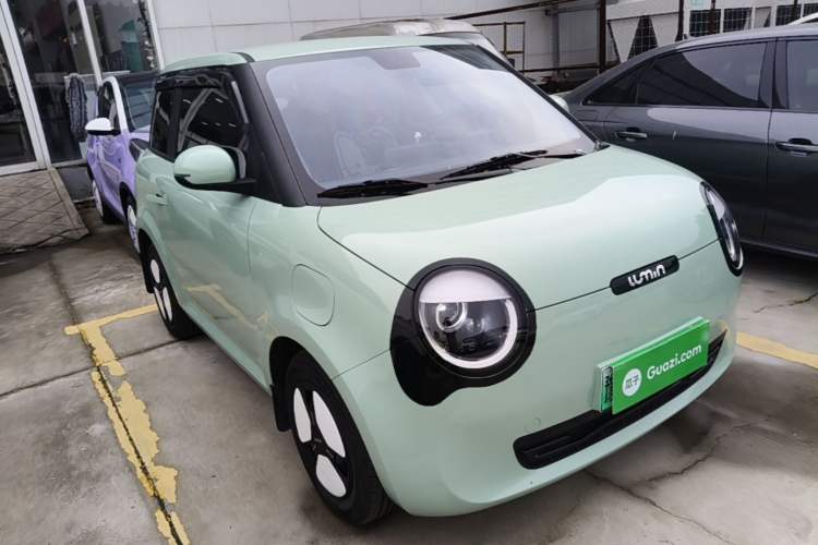 Used CHANGAN NEVO Lumin 2023 205km Xiangqin Version Front Right 45 Deg