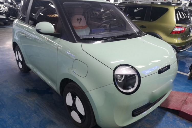 Used CHANGAN NEVO Lumin 2023 205km Xiangqin Version Front Right 45 Deg