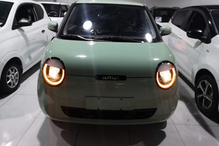 Used CHANGAN NEVO Lumin 2023 301km Honey Dew Edition Front