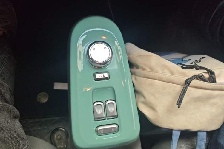Used CHANGAN NEVO Lumin 2023 205km Xiangqin Version Gear Lever