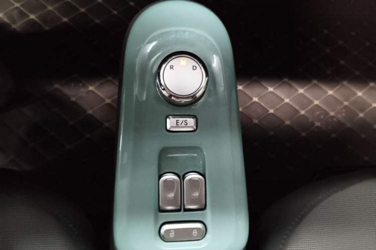 Used CHANGAN NEVO Lumin 2023 205km Xiangqin Version Gear Lever