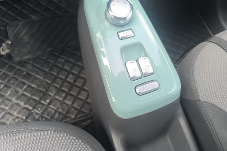 Used CHANGAN NEVO Lumin 2023 205km Xiangqin Version Gear Lever