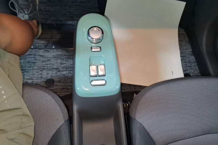 Used CHANGAN NEVO Lumin 2023 205km Xiangqin Version Gear Lever