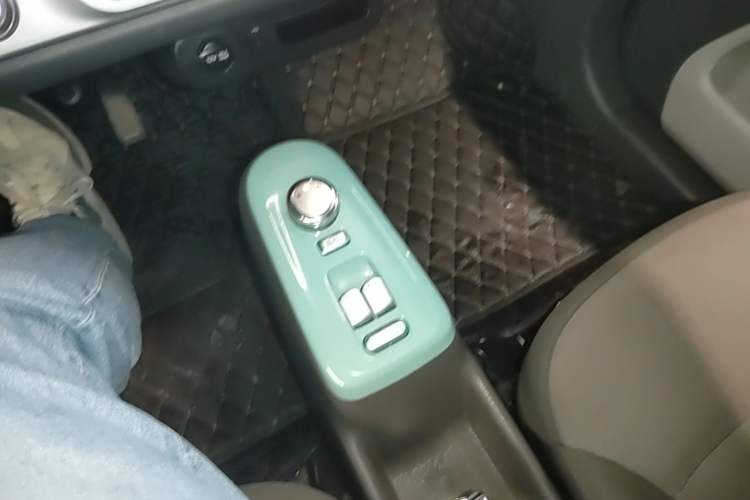 Used CHANGAN NEVO Lumin 2023 205km Xiangqin Version Gear Lever