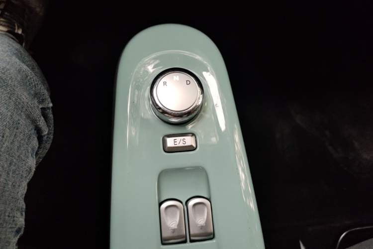 Used CHANGAN NEVO Lumin 2023 205km Xiangqin Version Gear Lever