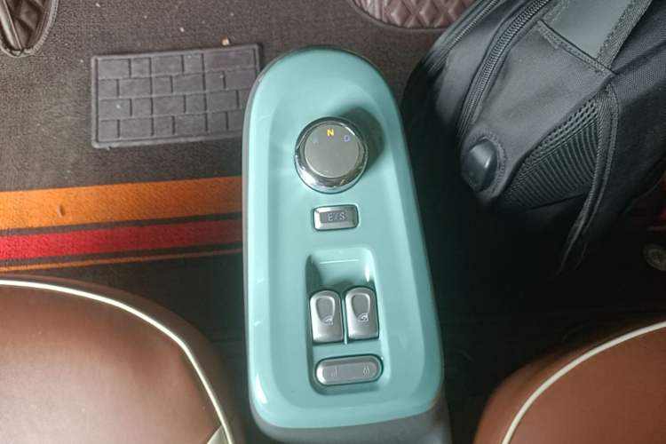 Used CHANGAN NEVO Lumin 2023 205km Xiangqin Version Gear Lever
