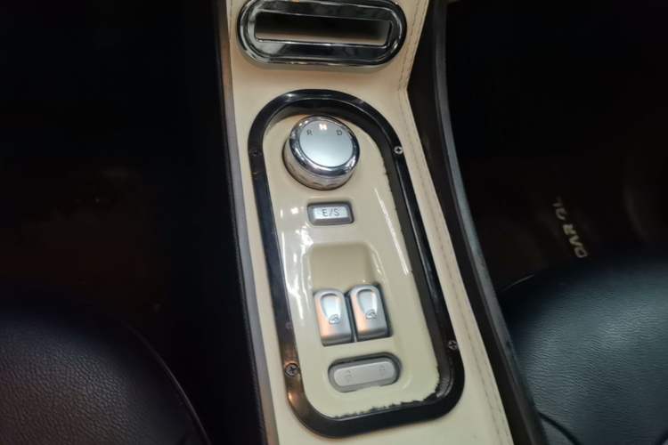 Used CHANGAN NEVO Lumin 2023 205km Xiangqin Version Gear Lever