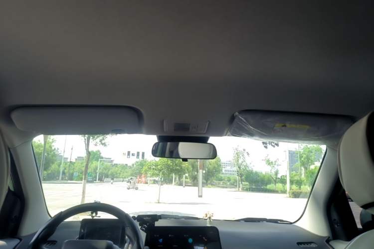 Used CHANGAN NEVO Lumin 2023 301km Honey Dew Edition Headliner