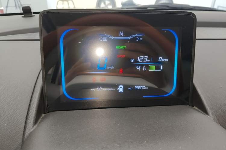 Used CHANGAN NEVO Lumin 2023 301km Honey Dew Edition Instrument Cluster