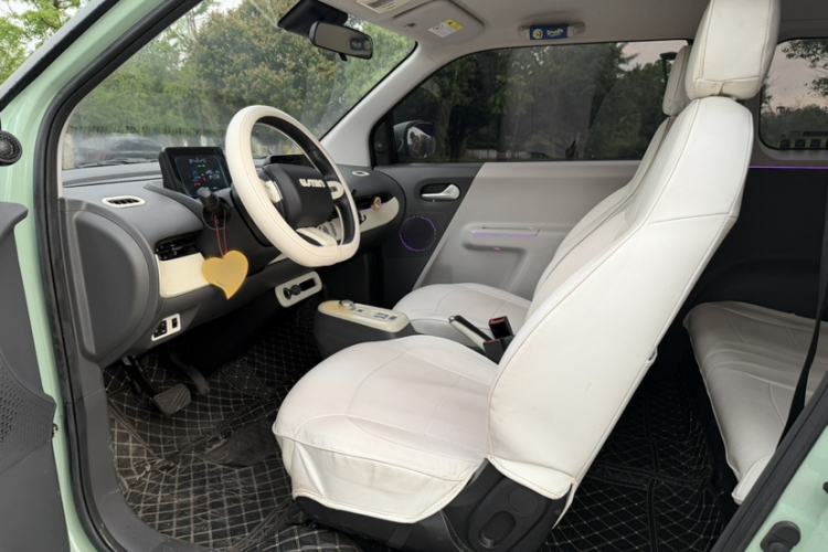 Used CHANGAN NEVO Lumin 2023 301km Honey Dew Edition Left Front Seat