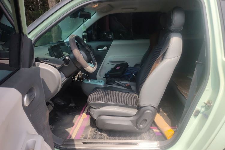 Used CHANGAN NEVO Lumin 2023 301km Honey Dew Edition Left Front Seat