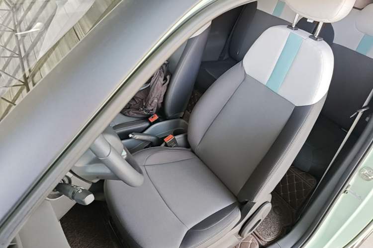 Used CHANGAN NEVO Lumin 2023 301km Honey Dew Edition Left Front Seat