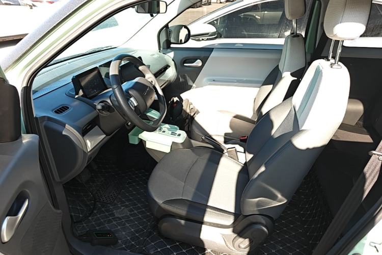 Used CHANGAN NEVO Lumin 2023 301km Honey Dew Edition Left Front Seat