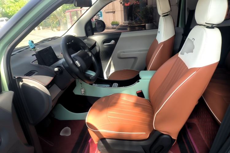 Used CHANGAN NEVO Lumin 2023 301km Honey Dew Edition Left Front Seat