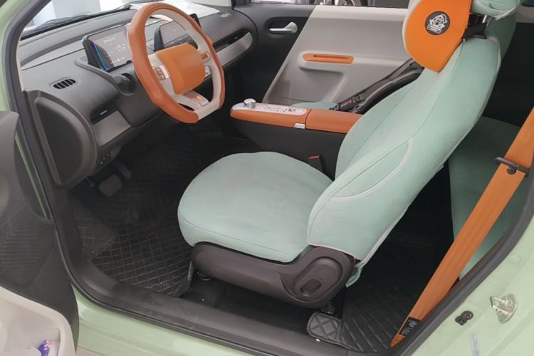Used CHANGAN NEVO Lumin 2023 301km Honey Dew Edition Left Front Seat