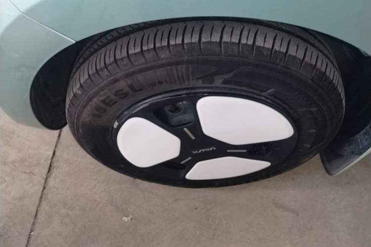 Used CHANGAN NEVO Lumin 2023 301km Honey Dew Edition Left Front Wheel Hub