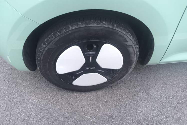 Used CHANGAN NEVO Lumin 2023 205km Xiangqin Version Left Front Wheel Hub