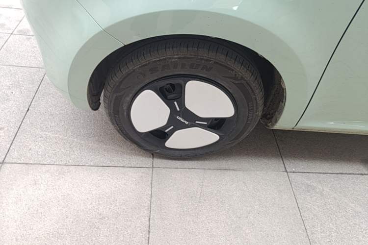 Used CHANGAN NEVO Lumin 2023 205km Xiangqin Version Left Front Wheel Hub