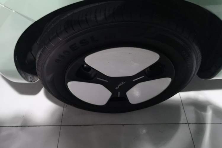 Used CHANGAN NEVO Lumin 2023 301km Honey Dew Edition Left Front Wheel Hub