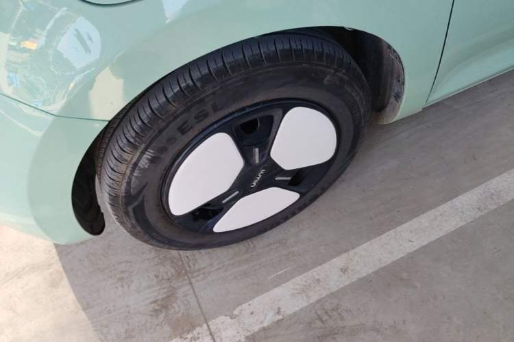 Used CHANGAN NEVO Lumin 2023 205km Xiangqin Version Left Front Wheel Hub