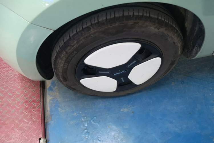Used CHANGAN NEVO Lumin 2023 205km Xiangqin Version Left Front Wheel Hub