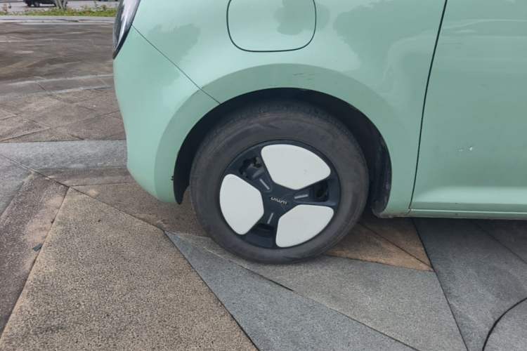 Used CHANGAN NEVO Lumin 2023 205km Xiangqin Version Left Front Wheel Hub
