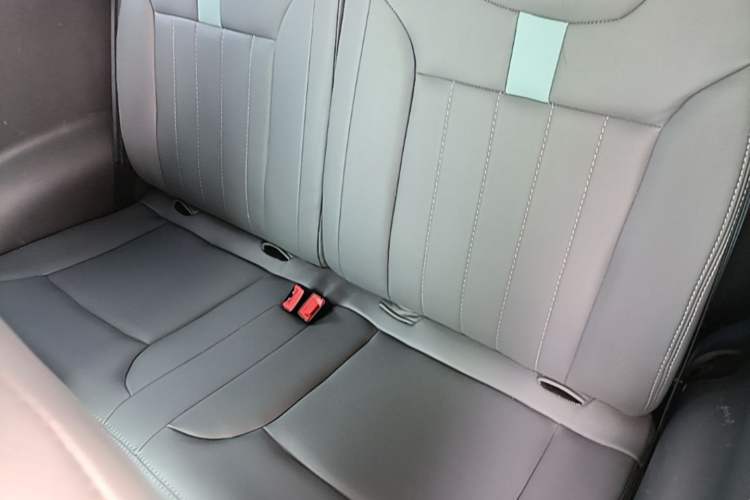 Used CHANGAN NEVO Lumin 2023 301km Honey Dew Edition Left Rear Seat