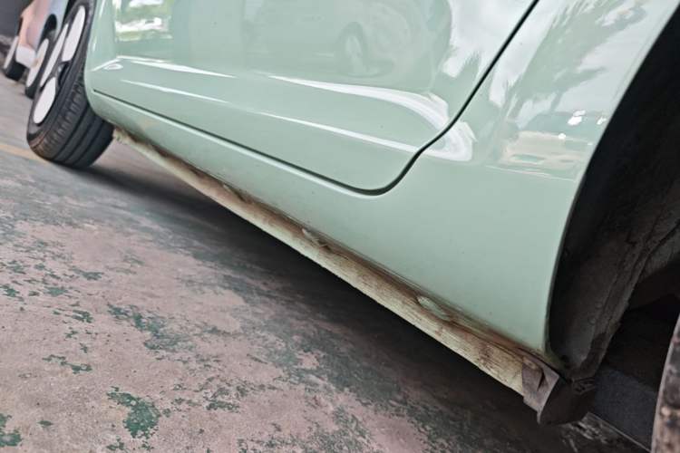Used CHANGAN NEVO Lumin 2023 205km Xiangqin Version Left Side Sill