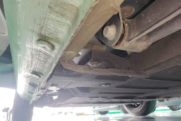 Used CHANGAN NEVO Lumin 2023 205km Xiangqin Version Left Side Sill