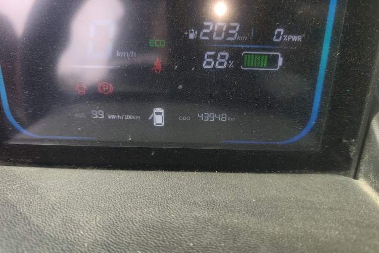 Used CHANGAN NEVO Lumin 2023 301km Honey Dew Edition Odometer Close Up