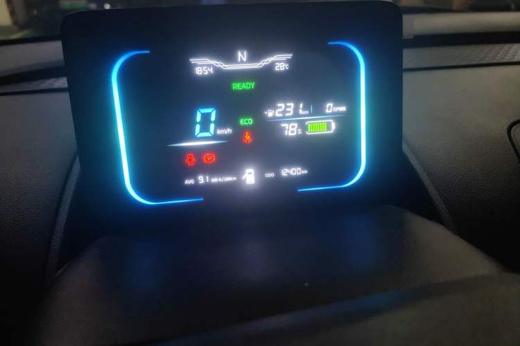 Used CHANGAN NEVO Lumin 2023 301km Honey Dew Edition Odometer Close Up