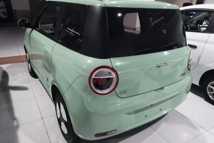 Used CHANGAN NEVO Lumin 2023 301km Honey Dew Edition Rear Left 45 Deg