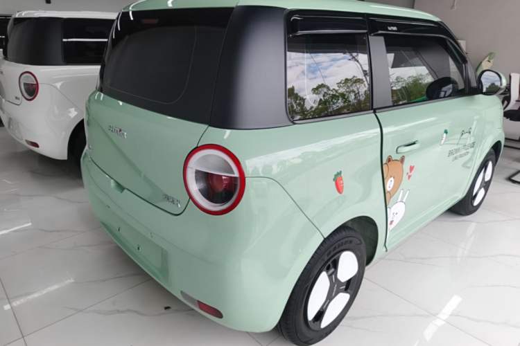 Used CHANGAN NEVO Lumin 2023 205km Xiangqin Version Rear Right 45 Deg
