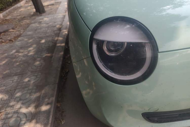 Used CHANGAN NEVO Lumin 2023 301km Honey Dew Edition Right Front Headlight