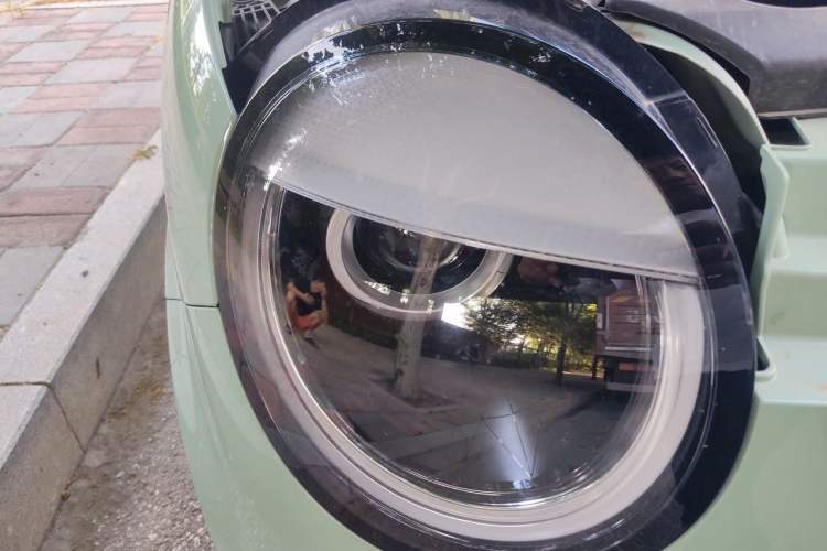 Used CHANGAN NEVO Lumin 2023 301km Honey Dew Edition Right Front Headlight