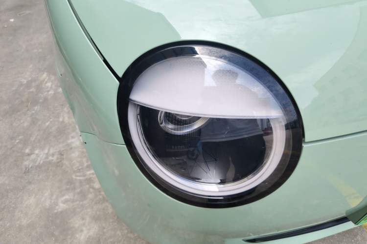 Used CHANGAN NEVO Lumin 2023 205km Xiangqin Version Right Front Headlight