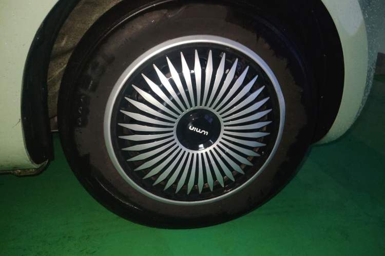 Used CHANGAN NEVO Lumin 2023 205km Xiangqin Version Right Front Wheel Hub