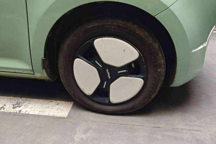 Used CHANGAN NEVO Lumin 2023 205km Xiangqin Version Right Front Wheel Hub