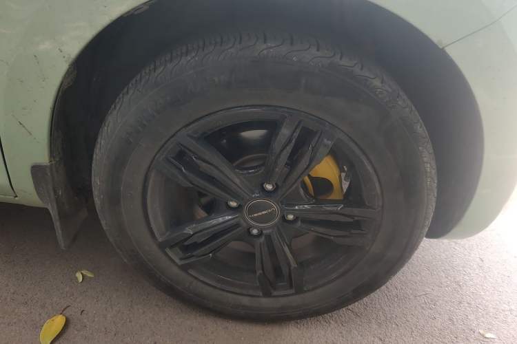 Used CHANGAN NEVO Lumin 2023 301km Honey Dew Edition Right Front Wheel Hub