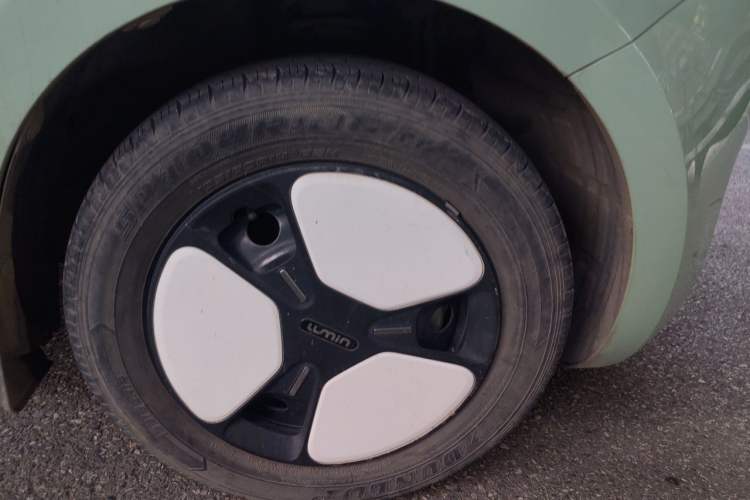 Used CHANGAN NEVO Lumin 2023 301km Honey Dew Edition Right Front Wheel Hub