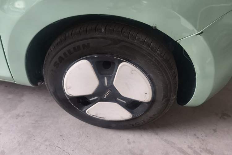 Used CHANGAN NEVO Lumin 2023 205km Xiangqin Version Right Front Wheel Hub