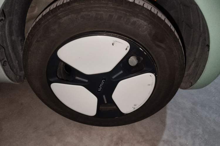 Used CHANGAN NEVO Lumin 2023 205km Xiangqin Version Right Front Wheel Hub
