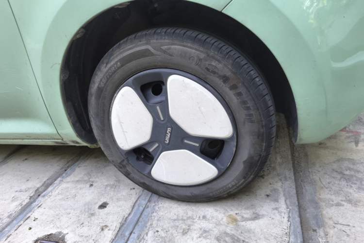 Used CHANGAN NEVO Lumin 2023 205km Xiangqin Version Right Front Wheel Hub