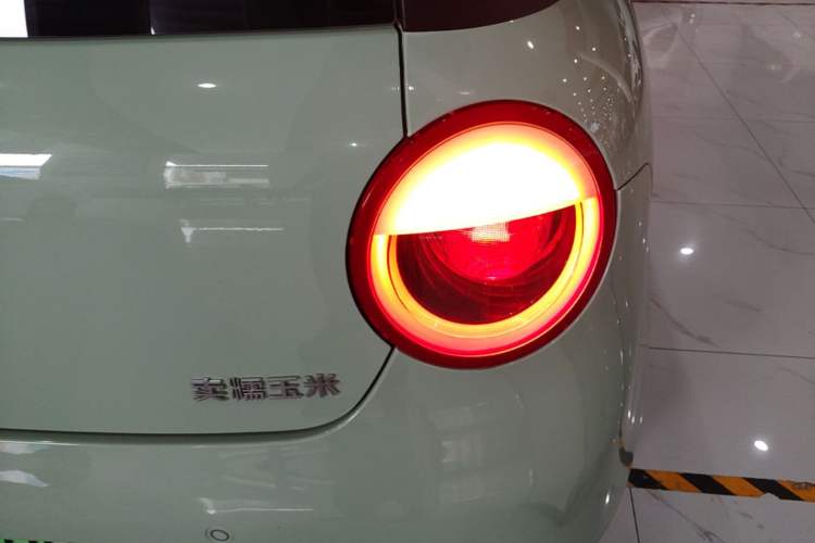 Used CHANGAN NEVO Lumin 2023 205km Xiangqin Version Right Rear Taillight