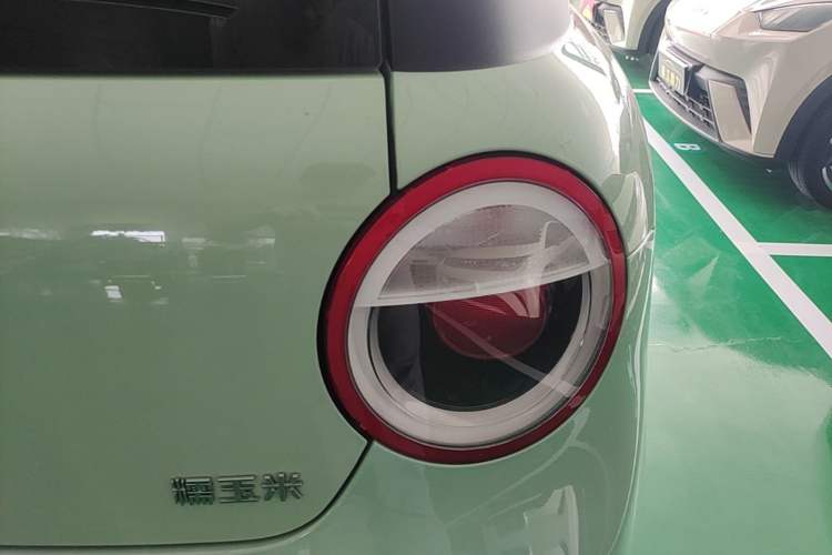 Used CHANGAN NEVO Lumin 2023 205km Xiangqin Version Right Rear Taillight